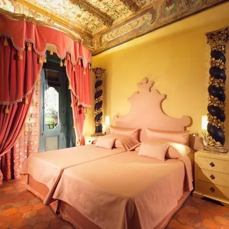 Vila Montepertuso Sleeps 9