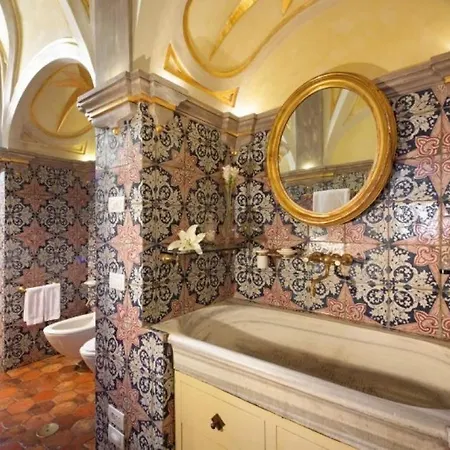 Montepertuso Sleeps 9 *